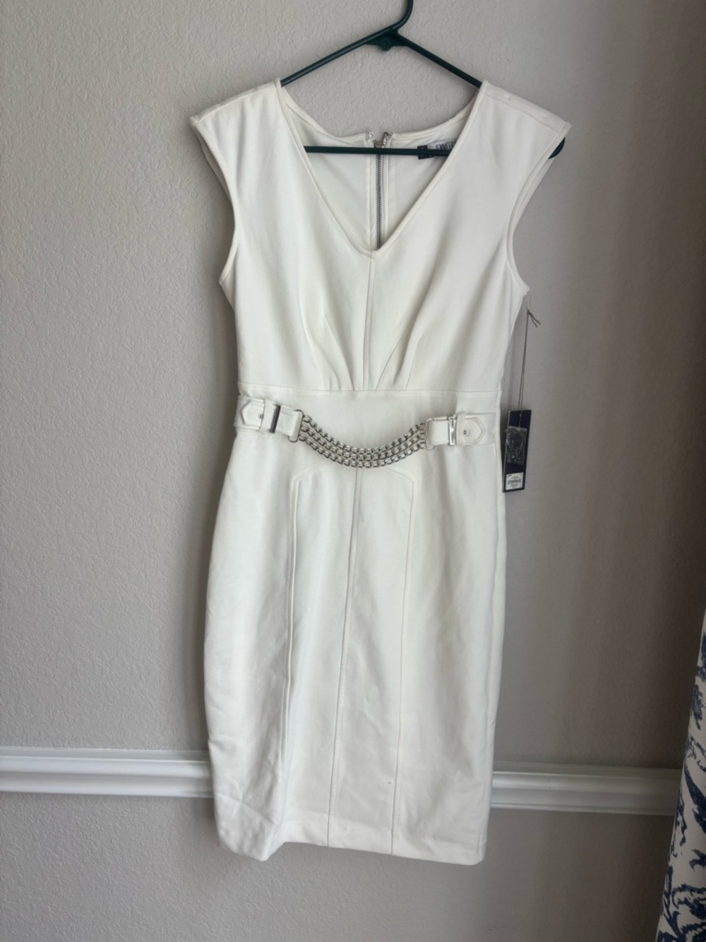 Jennifer Lopez White V-Neck Midi Sheath Dress with Chain Belt